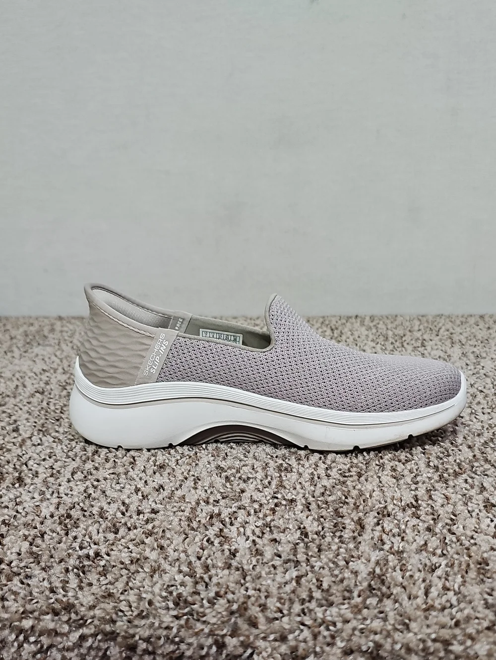 SKECHERS ARCHFIT 2.0 DELARA SLIP-INS BFPM-07-206